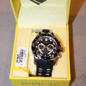 Invicta watch from the Pro Diver collection powered Watch